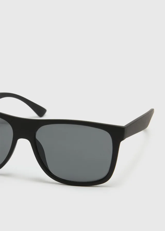 Black Square Sunglasses