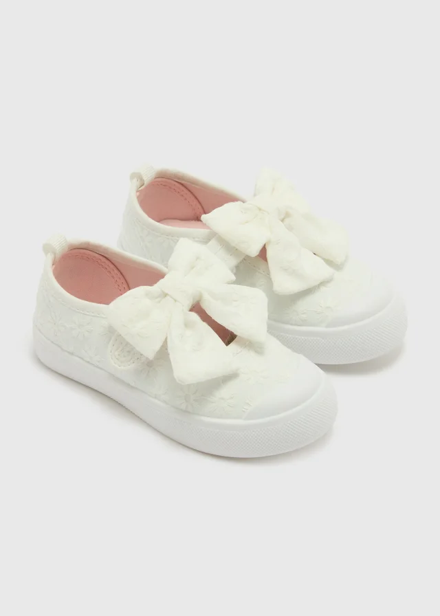 Girls White Broderie Mary Jane Shoes (Younger 4-12)