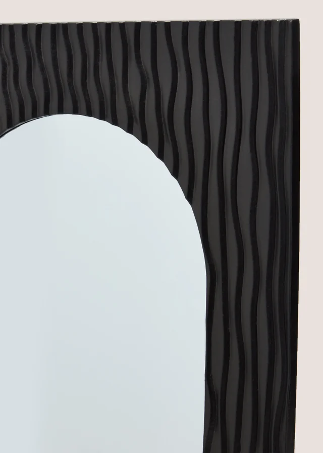 Black Ribbed Mirror